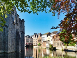 Te voet en op de fiets door het Gentse centrum en langs de groene gordel.